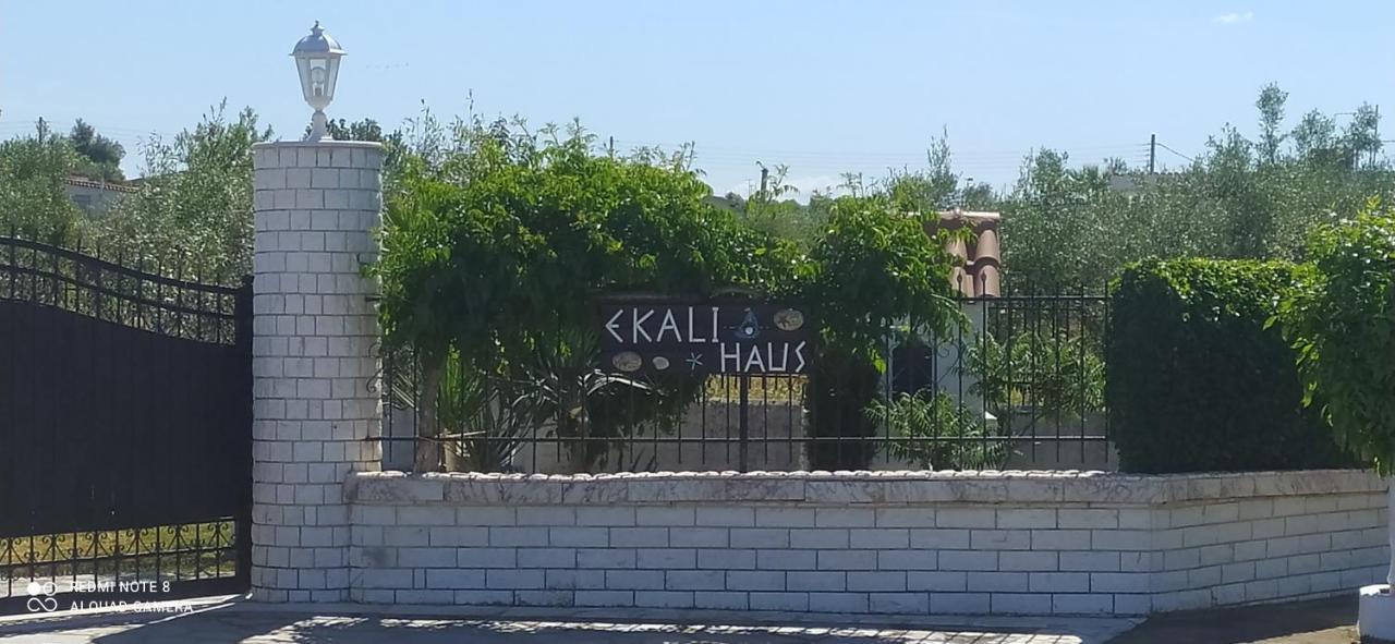 Villa Ekali-Haus Nea Iraklia Exterior foto