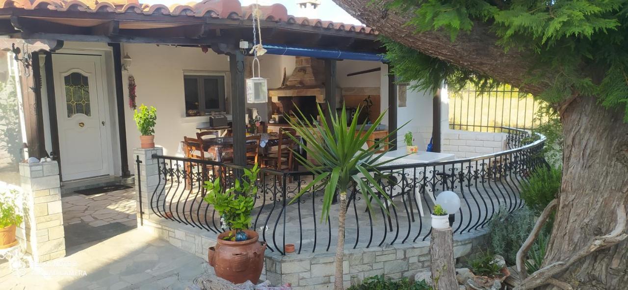 Villa Ekali-Haus Nea Iraklia Exterior foto